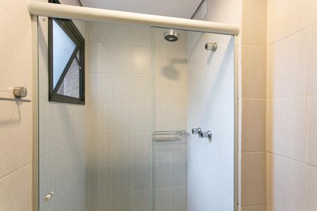 Apartamento à venda com 63m², 2 quartos e 1 vaga Apartamento à venda com 63m², 2 quartos e 1 vagaBanheiro Social