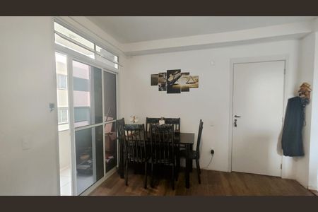 Apartamento à venda com 58m², 3 quartos e 1 vaga Apartamento à venda com 58m², 3 quartos e 1 vagaSala