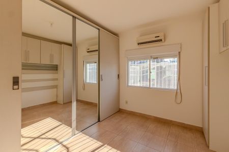 Casa para alugar com 90m², 2 quartos e 1 vagaSuíte