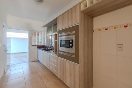 Casa para alugar com 90m², 2 quartos e 1 vagaCozinha