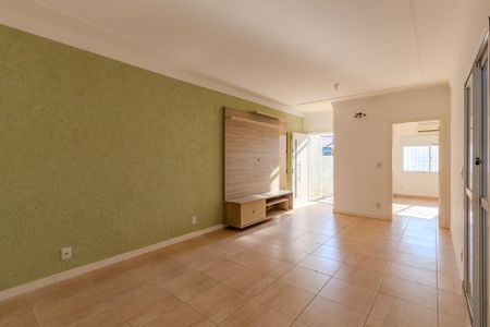 Casa para alugar com 90m², 2 quartos e 1 vagaSala