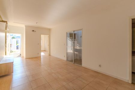 Casa para alugar com 90m², 2 quartos e 1 vagaSala