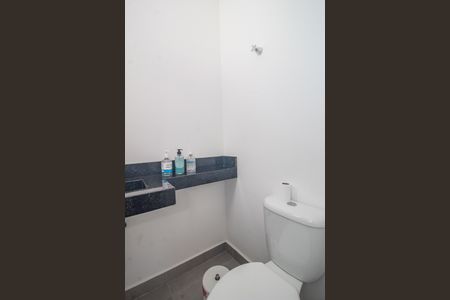 Casa à venda com 88m², 2 quartos e 1 vagaBanheiro