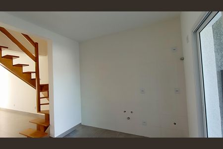 Casa de condomínio à venda com 88m², 2 quartos e 1 vagaCozinha 