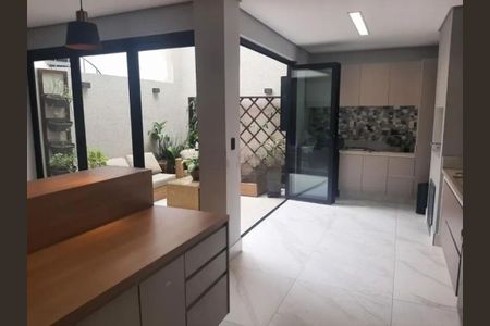 Casa à venda com 186m², 3 quartos e 1 vaga