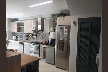Casa à venda com 186m², 3 quartos e 1 vaga