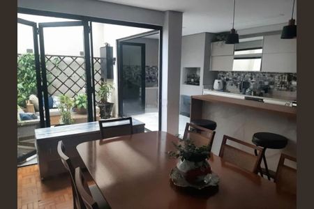 Casa à venda com 186m², 3 quartos e 1 vaga