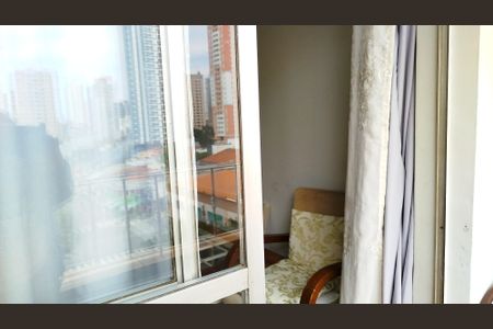 Apartamento para alugar com 69m², 2 quartos e 1 vagaVaranda