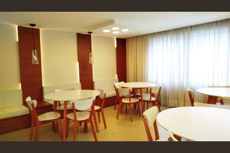 Apartamento para alugar com 69m², 2 quartos e 1 vagaÁrea comum - Salão de festas