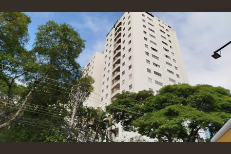 Apartamento para alugar com 69m², 2 quartos e 1 vagaFachada