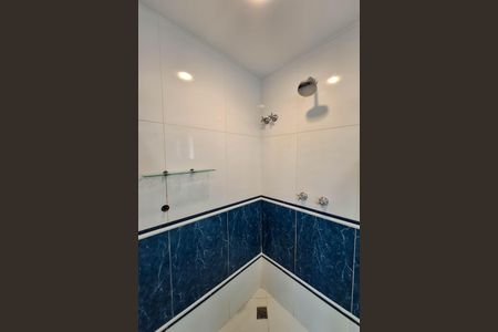 Casa à venda com 334m², 4 quartos e 3 vagasBanheiro da Suíte 3