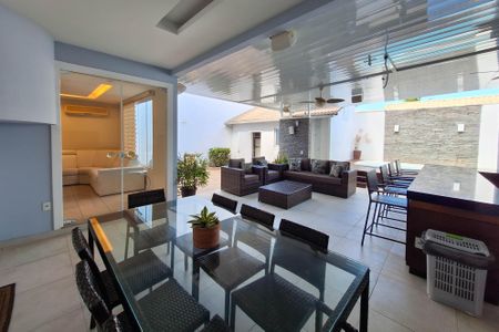 Casa à venda com 334m², 4 quartos e 3 vagasÁrea Gourmet