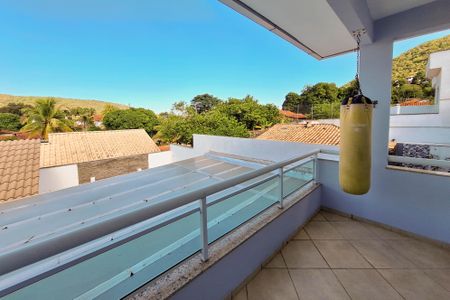 Casa à venda com 334m², 4 quartos e 3 vagasSuíte 2