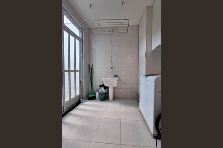 Casa à venda com 334m², 4 quartos e 3 vagasÁrea de Serviço