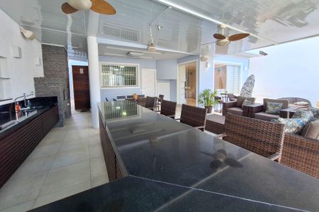 Casa à venda com 334m², 4 quartos e 3 vagasÁrea Gourmet