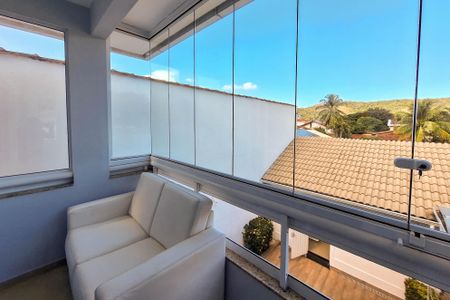 Casa à venda com 334m², 4 quartos e 3 vagasSuíte 1