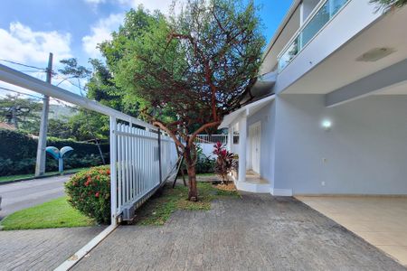 Casa à venda com 334m², 4 quartos e 3 vagasÁrea comum
