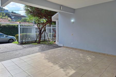 Casa à venda com 334m², 4 quartos e 3 vagasÁrea comum