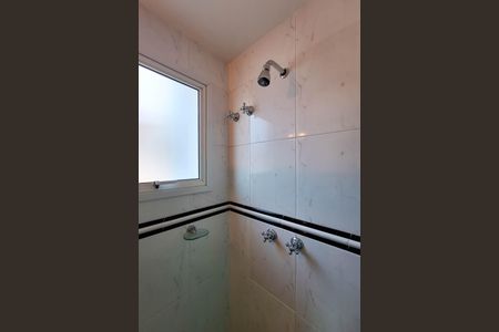 Casa à venda com 334m², 4 quartos e 3 vagasBanheiro da Suíte 2