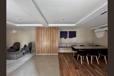Apartamento à venda com 32m², 1 quarto e sem vaga Apartamento à venda com 32m², 1 quarto e sem vagaÁrea comum - Salão de festas