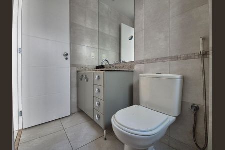 Apartamento para alugar com 178m², 3 quartos e 3 vagasBanheiro da Suíte 1