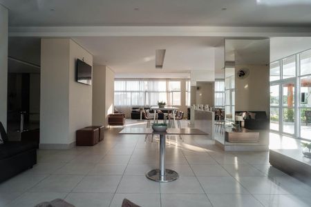 Apartamento à venda com 146m², 3 quartos e 2 vagas Apartamento à venda com 146m², 3 quartos e 2 vagasÁrea comum - Salão de festas