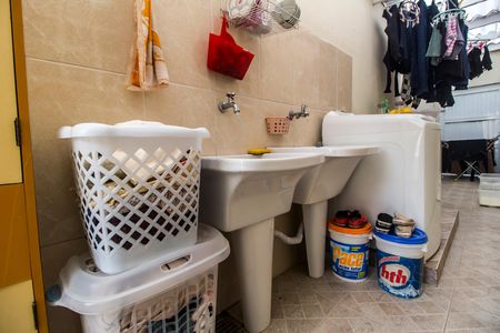 Casa de condomínio à venda com 390m², 4 quartos e 2 vagasÁrea de Serviço