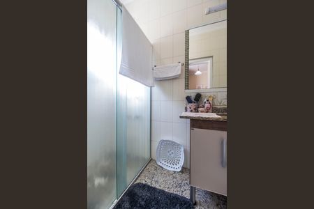 Casa de condomínio à venda com 390m², 4 quartos e 2 vagasBanheiro da Suíte 3