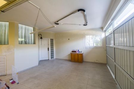 Casa de condomínio à venda com 390m², 4 quartos e 2 vagasGaragem