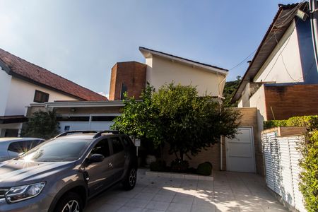 Casa de condomínio à venda com 390m², 4 quartos e 2 vagasGaragem