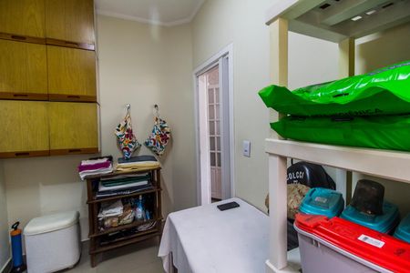 Casa de condomínio à venda com 390m², 4 quartos e 2 vagasQuarto de Serviço