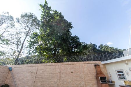 Casa de condomínio à venda com 390m², 4 quartos e 2 vagasVista da Sala de TV