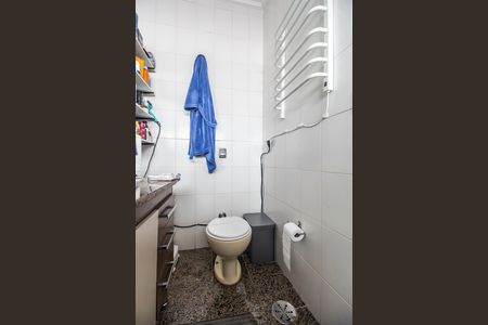 Casa de condomínio à venda com 390m², 4 quartos e 2 vagasBanheiro da Suíte 4