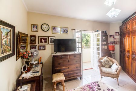 Casa de condomínio à venda com 390m², 4 quartos e 2 vagasSuíte 1