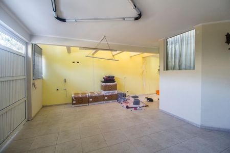 Casa de condomínio à venda com 390m², 4 quartos e 2 vagasGaragem
