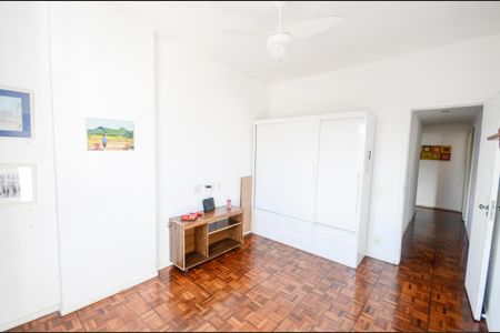 Apartamento à venda com 130m², 3 quartos e 1 vagaQuarto 1