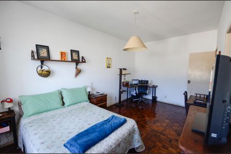 Apartamento à venda com 130m², 3 quartos e 1 vagaSuíte