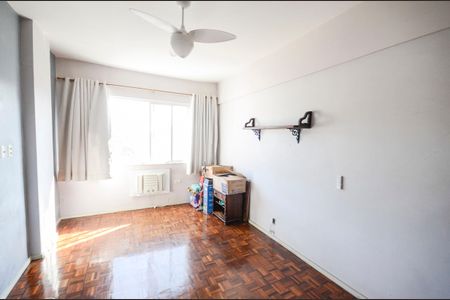 Apartamento à venda com 130m², 3 quartos e 1 vagaQuarto 2