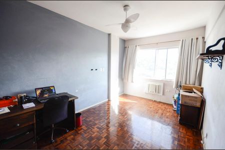 Apartamento à venda com 130m², 3 quartos e 1 vagaQuarto 2