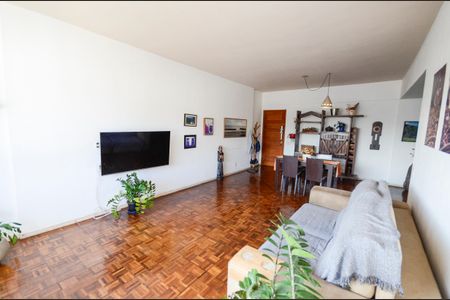 Apartamento à venda com 130m², 3 quartos e 1 vagaSala