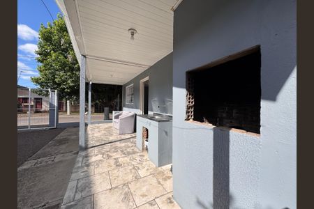 Casa à venda com 79m², 3 quartos e 4 vagasFachada