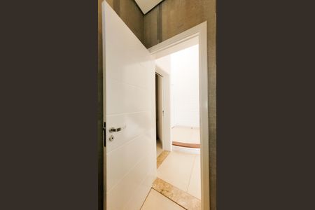 Casa de condomínio para alugar com 377m², 3 quartos e 2 vagasLavabo