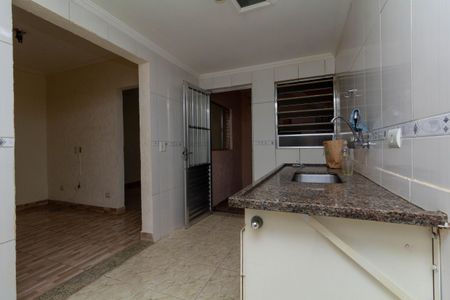 Casa para alugar com 40m², 1 quarto e sem vaga Casa para alugar com 40m², 1 quarto e sem vagaCozinha