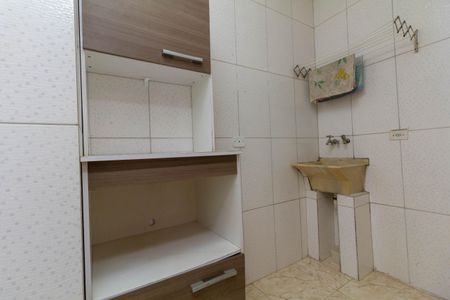 Casa para alugar com 40m², 1 quarto e sem vaga Casa para alugar com 40m², 1 quarto e sem vagaÁrea de Serviço