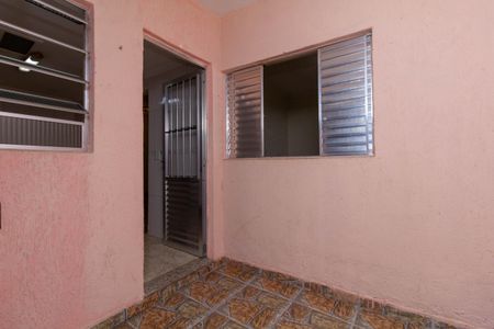 Casa para alugar com 40m², 1 quarto e sem vaga Casa para alugar com 40m², 1 quarto e sem vagaQuintal