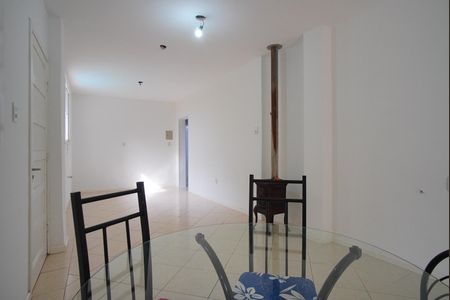 Casa à venda com 252m², 4 quartos e 2 vagasCozinha