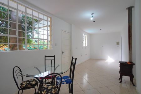 Casa à venda com 252m², 4 quartos e 2 vagasCozinha
