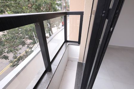 Apartamento à venda com 61m², 2 quartos e 1 vagaSacada sala