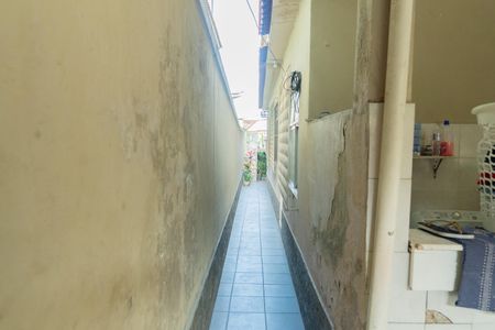 Casa à venda com 380m², 3 quartos e 3 vagasCorredor