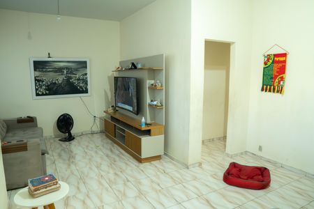 Casa à venda com 380m², 3 quartos e 3 vagasSala